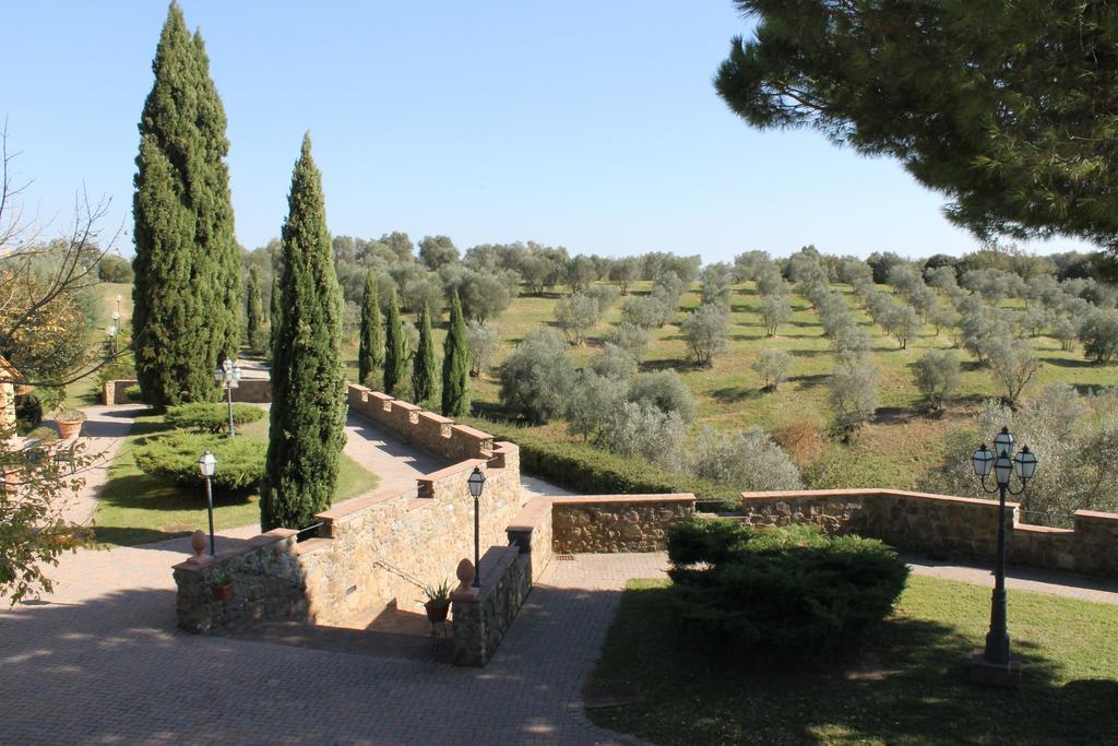 Вилла Il Borgo Di Montereggi Limite Экстерьер фото