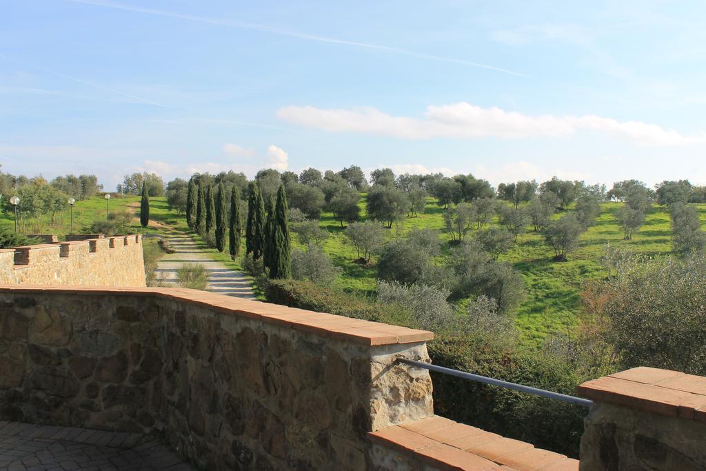 Вилла Il Borgo Di Montereggi Limite Экстерьер фото