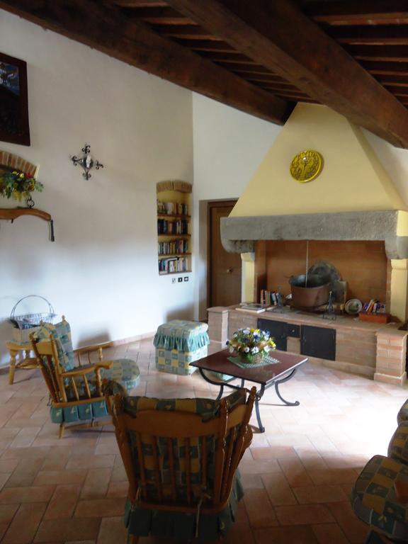 Вилла Il Borgo Di Montereggi Limite Экстерьер фото