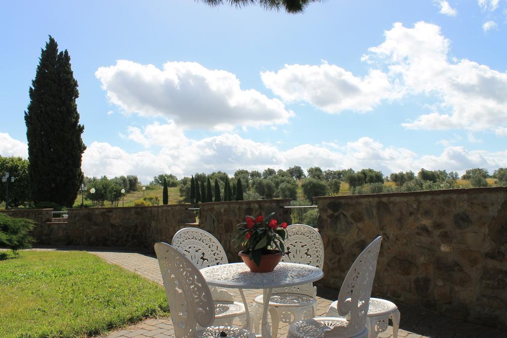 Вилла Il Borgo Di Montereggi Limite Экстерьер фото